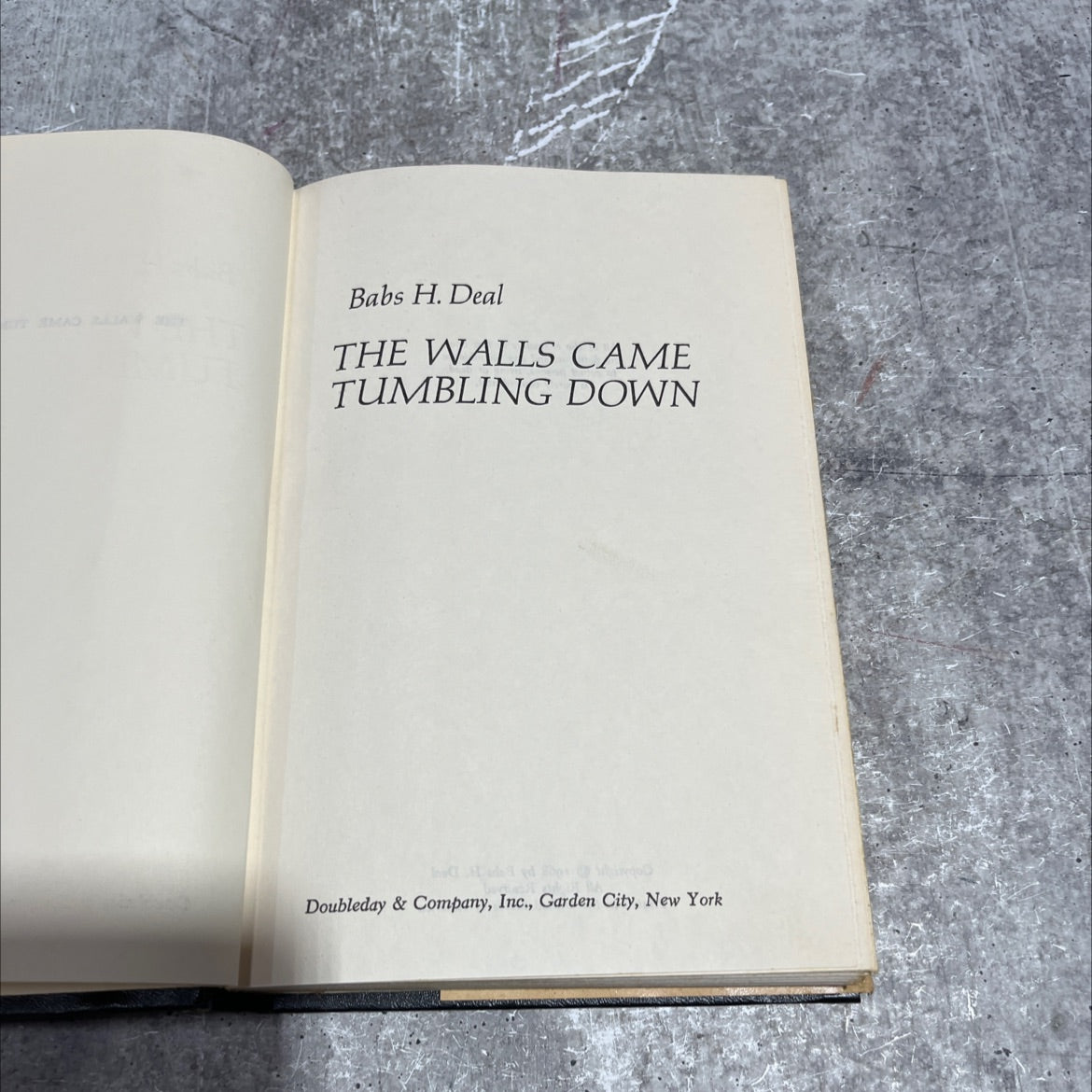 the walls came tumbling down book, by Babs H. Deal, 1968 Hardcover image 2