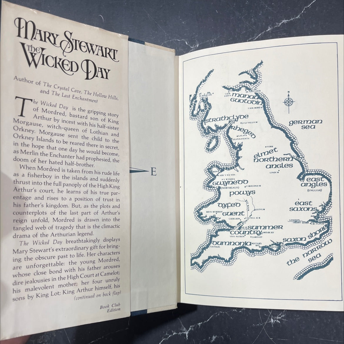 the wicked day book, by Mary Stewart, 1983 Hardcover image 4