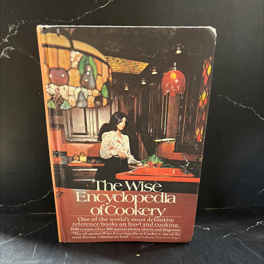 the wise encyclopedia of cookery book, by unknown, 1971 Hardcover image 1