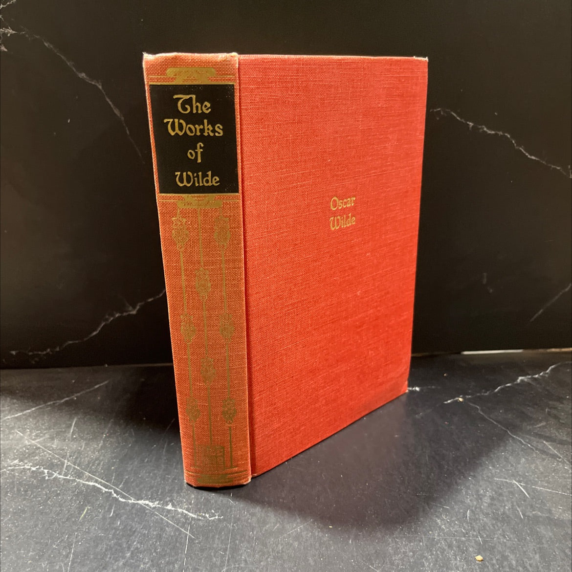 the works of oscar wilde including the poems, novels, plays, essays, fairy tales and dialogues six volumes in one book, image 1