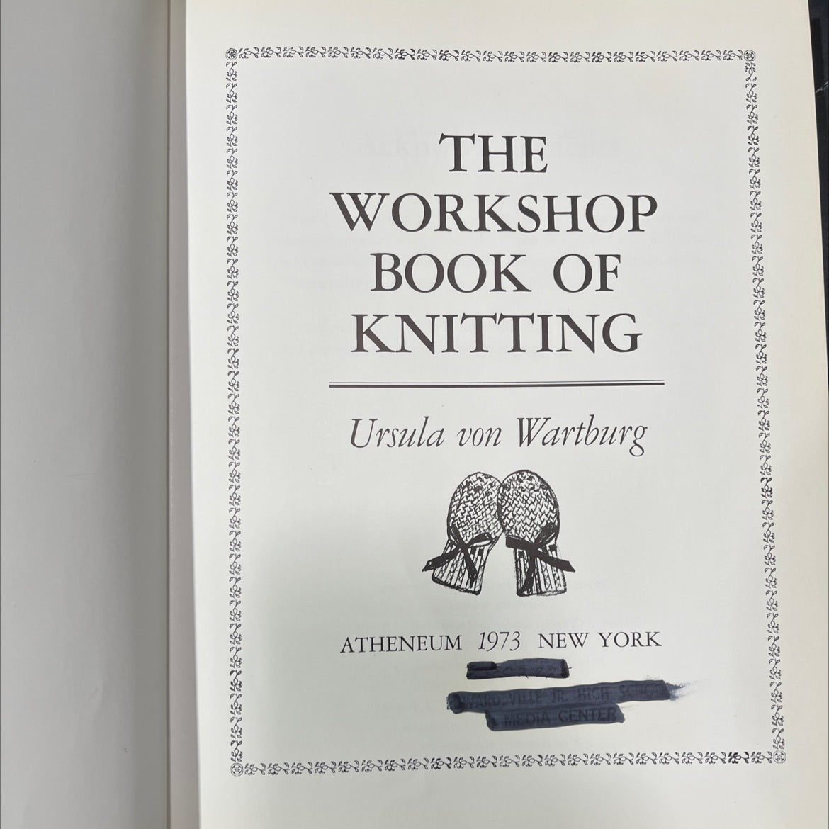 the workshop book of knitting book, by Ursula von Wartburg, 1973 Hardcover image 2