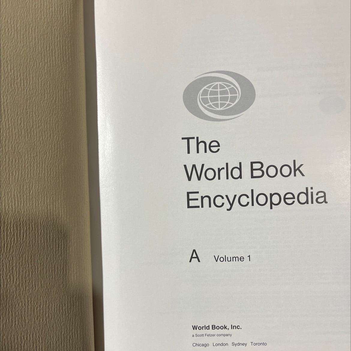 the world book encyclopedia book, by unknown, 1987 Hardcover image 2