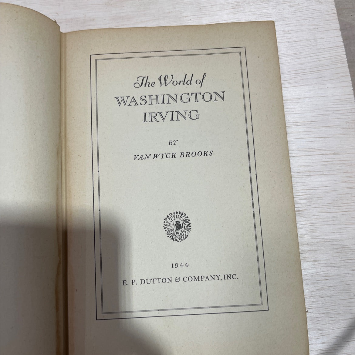 the world of washington irving book, by van wyck brooks, 1944 Hardcover image 2