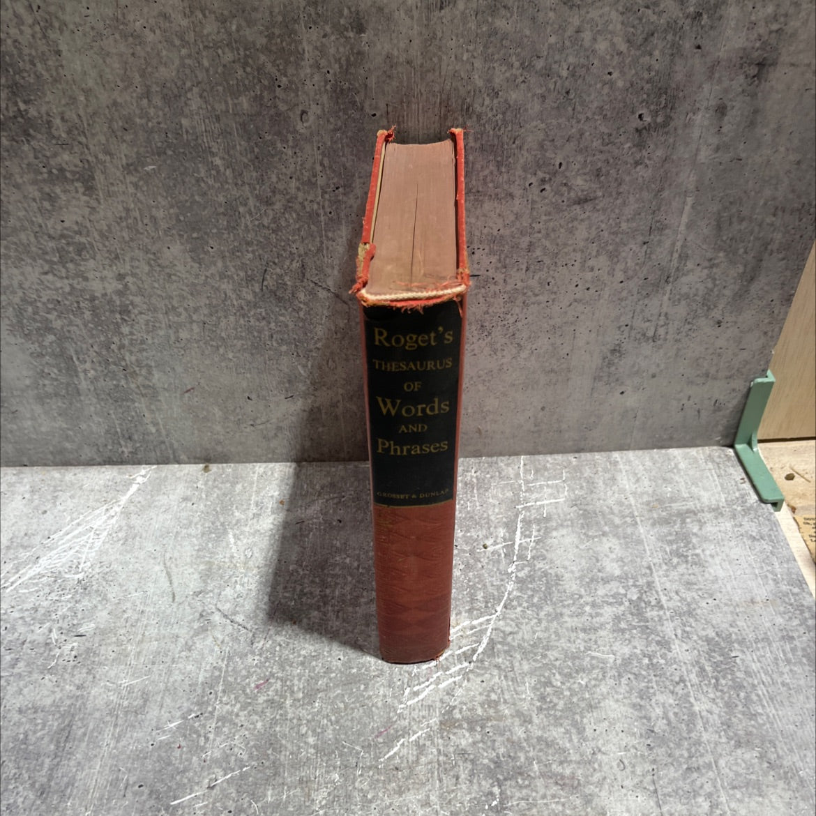 thesaurus of words and phrases book, by peter mark roget, m. d., f. r.s., 1947 Hardcover image 4