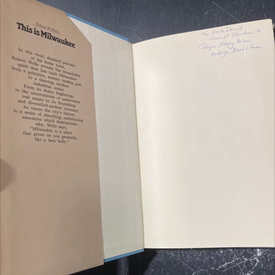 this is milwaukee book, by robert w. wells, 1970 Hardcover image 4