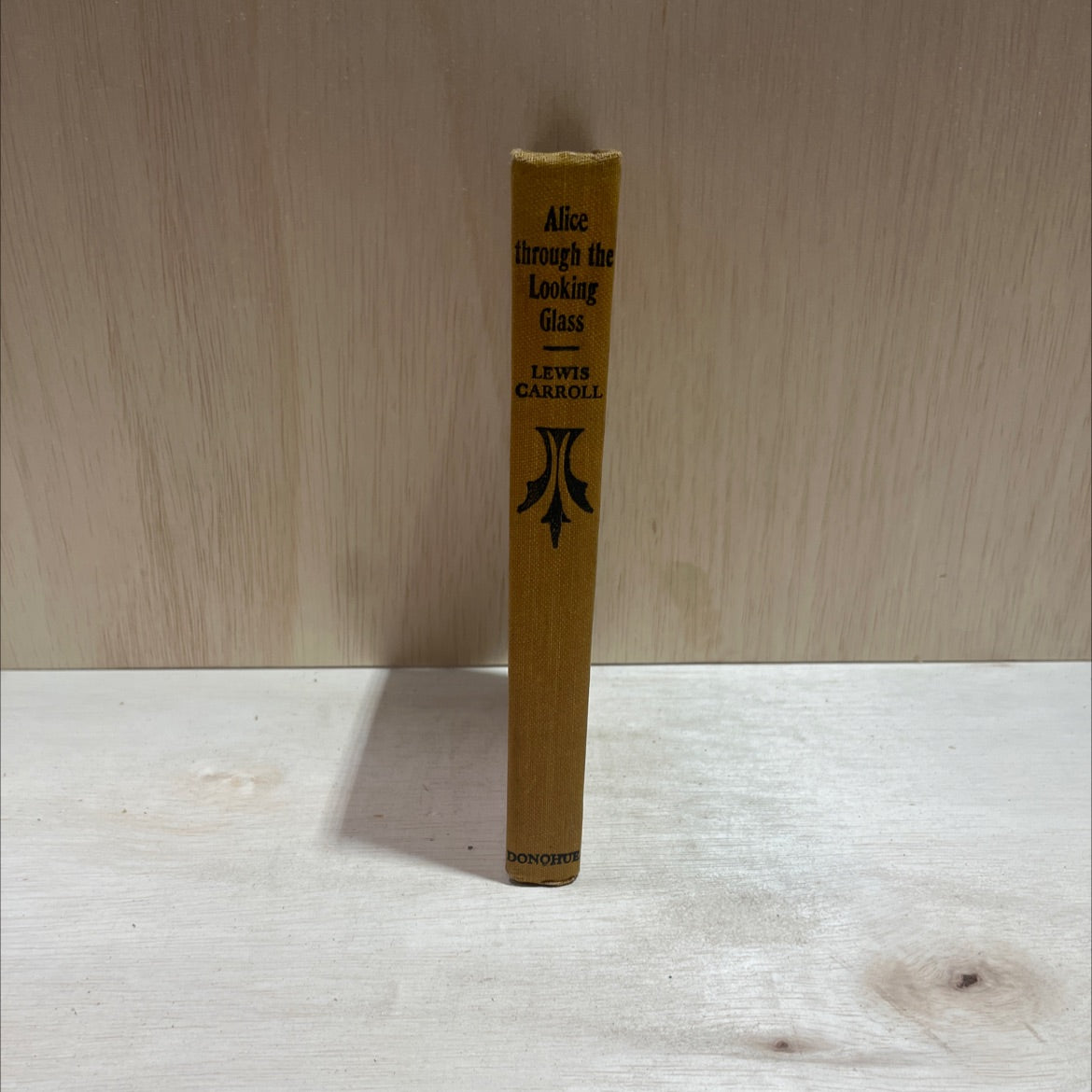 through the looking-glass and what alice found there book, by lewis carroll, 1970 Hardcover image 4
