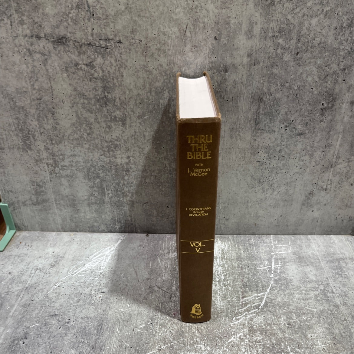 thru the bible with j. vernon mcgee volume v 1 corinthians-revelation book, by j. vernon mcgee, 1981 Hardcover image 4
