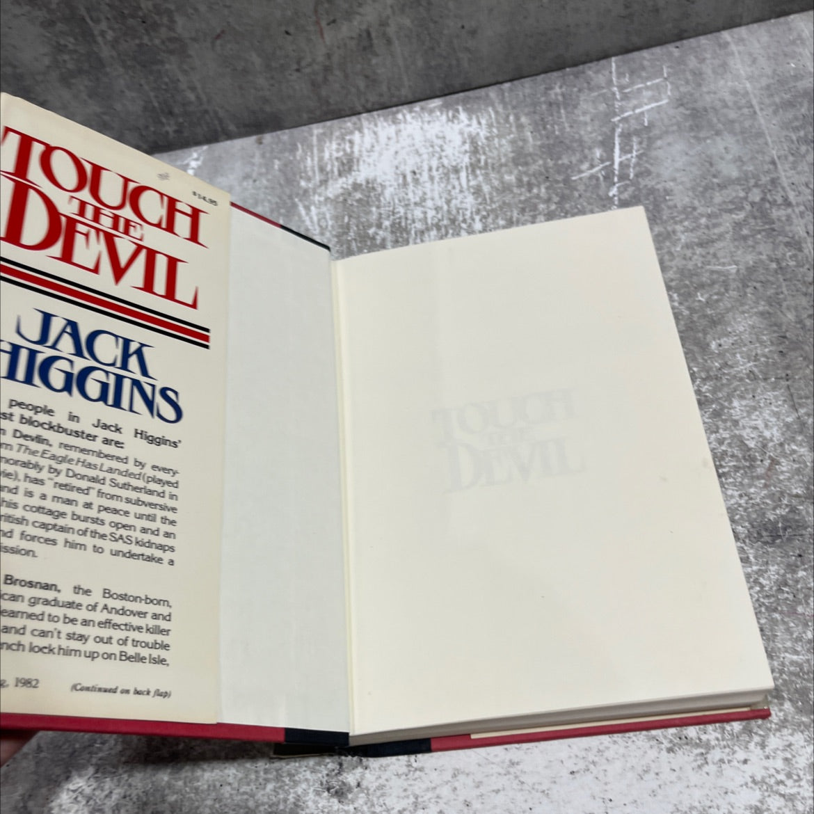 touch the devil book, by Jack Higgins, 1982 Hardcover image 4