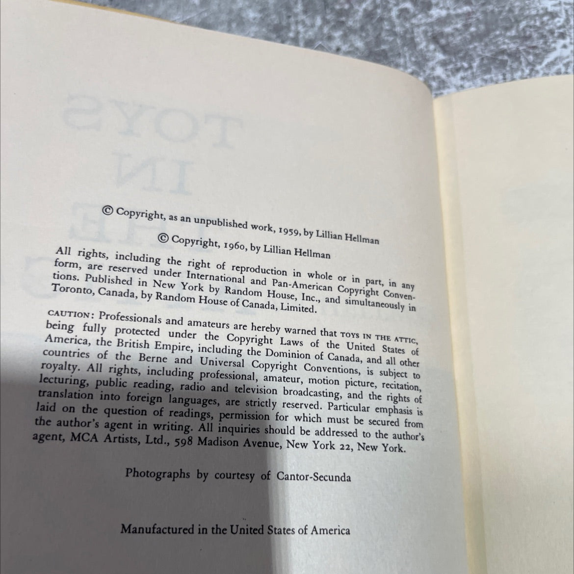 toys in the attic book, by lillian hellman, 1960 Hardcover image 3