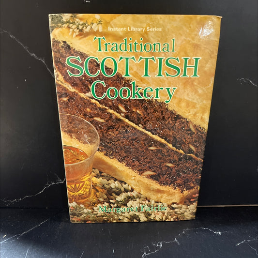 traditional scottish cookery book, by margaret fairlie, 1975 Hardcover image 1