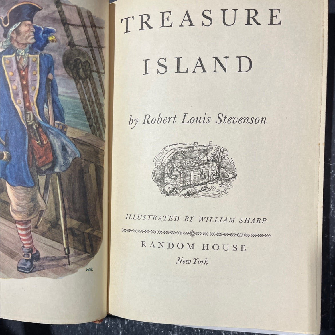 treasure island book, by robert louis stevenson, 1949 Hardcover image 2