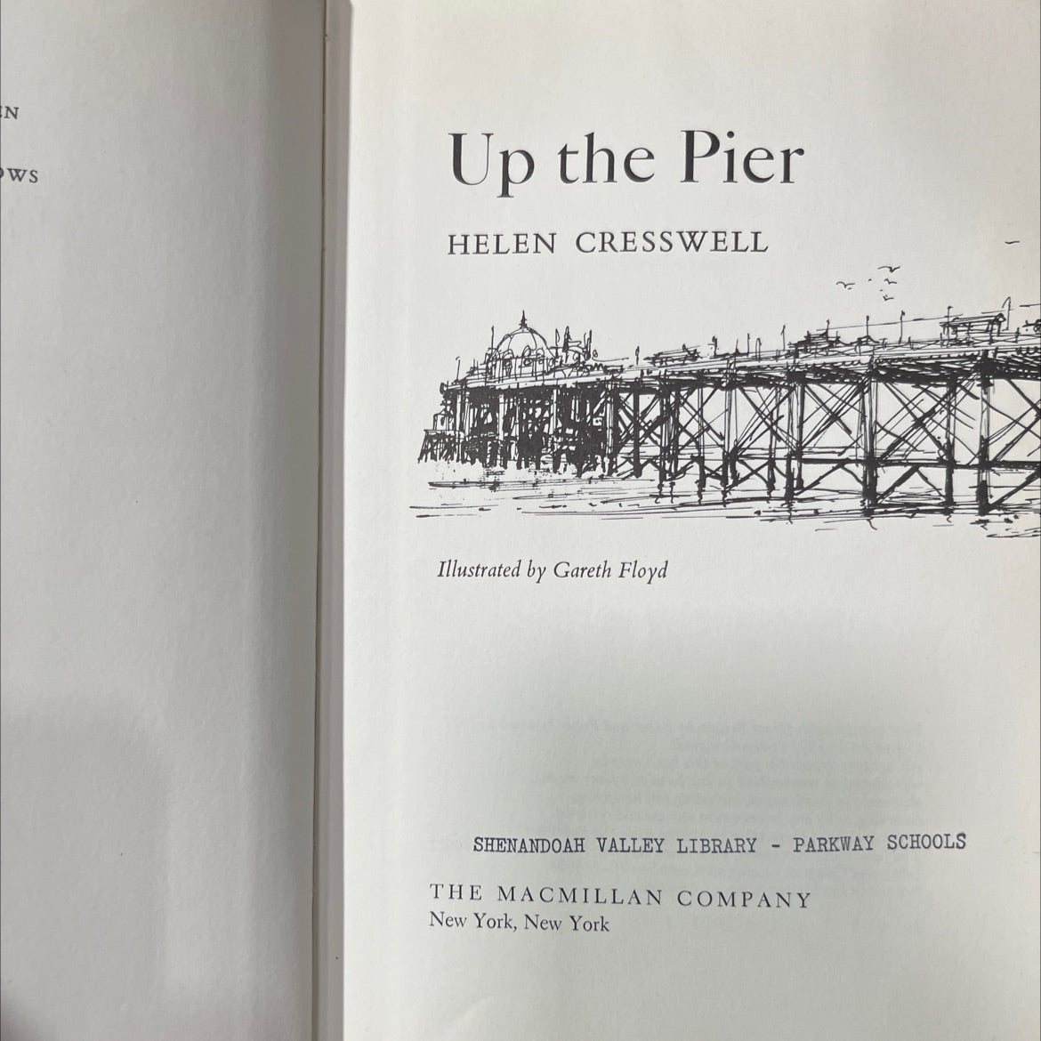 up the pier book, by helen cresswell, 1971 Hardcover image 2