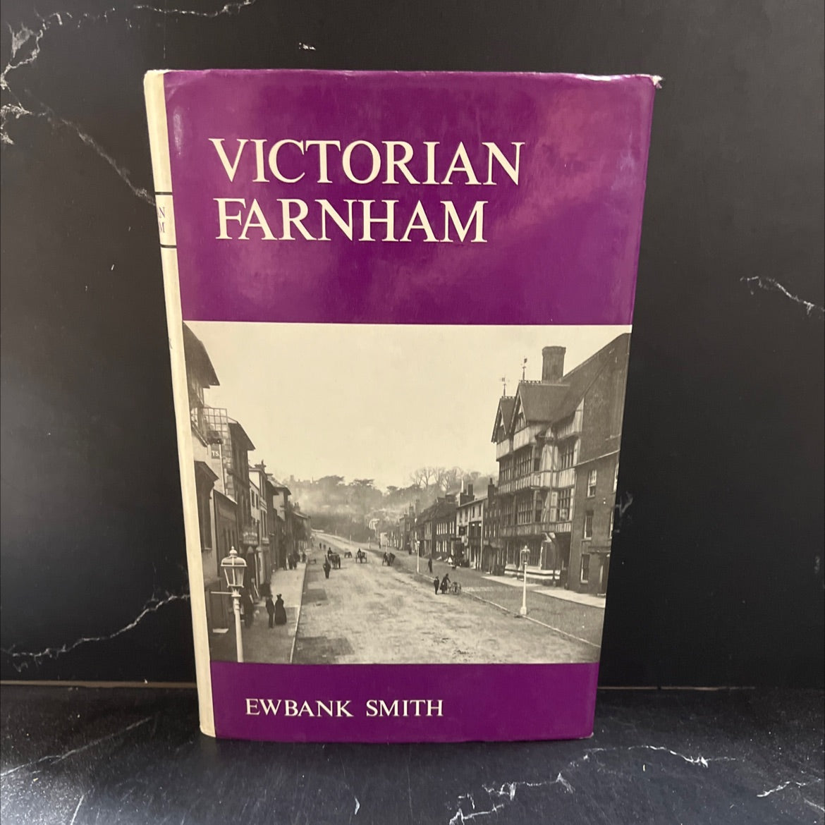 victorian farnham the story of a surrey town 1837-1901 book, by Ewbank Smith, 1971 Hardcover image 1