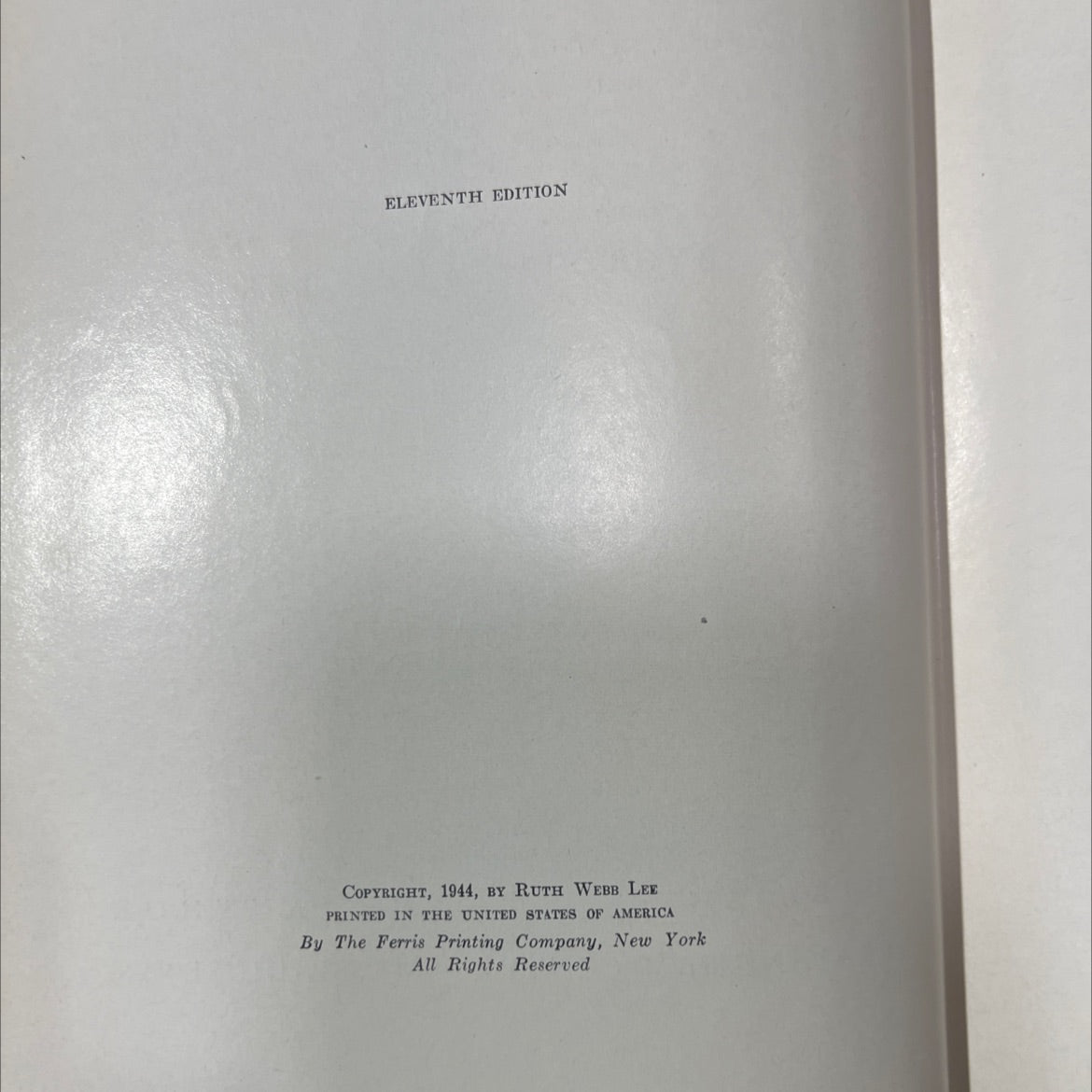 victorian glass specialties of the nineteenth century book, by ruth webb lee, 1944 Hardcover image 3