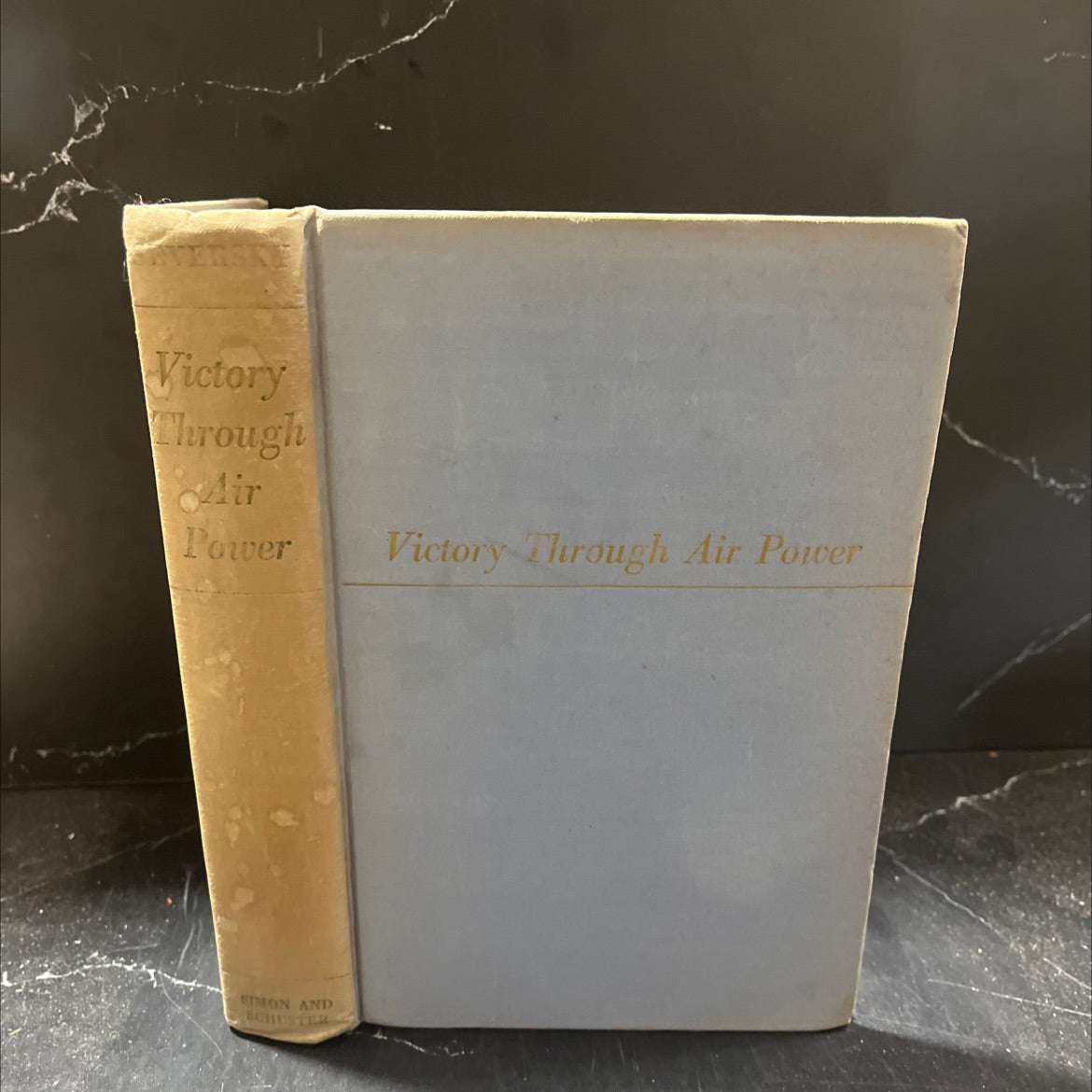 victory through air power book, by major alexander p. de seversky, 1942 Hardcover image 1