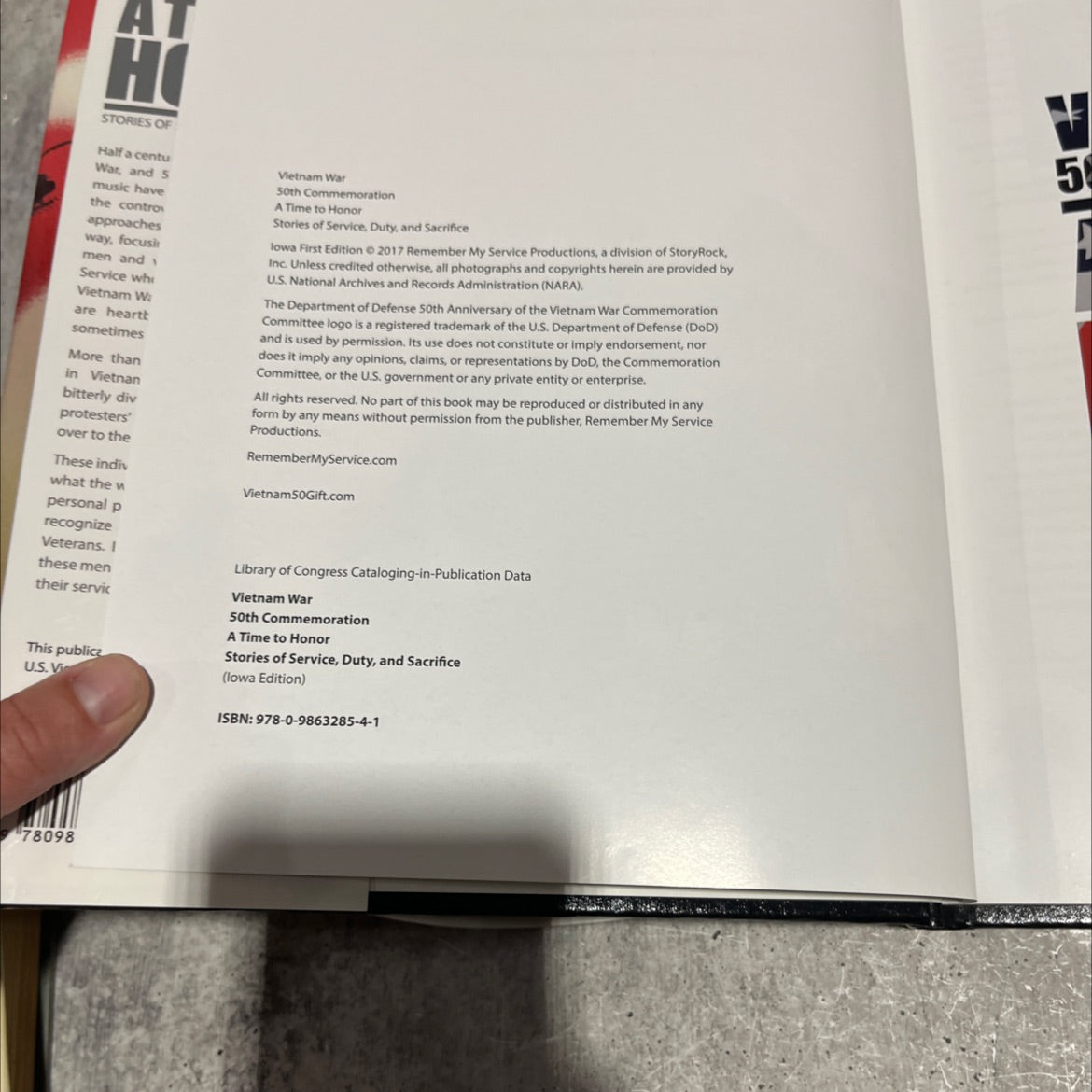 vietnam war 50th commemoration a time to honor stories of service, duty, and sacrifice book, by unknown, 2017 Hardcover image 3