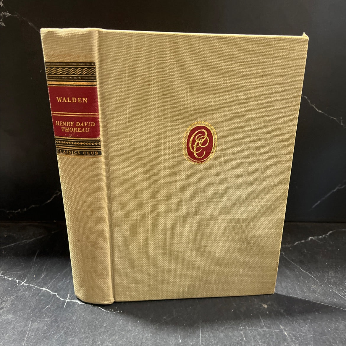 walden book, by henry david thoreau, 1942 Hardcover image 1