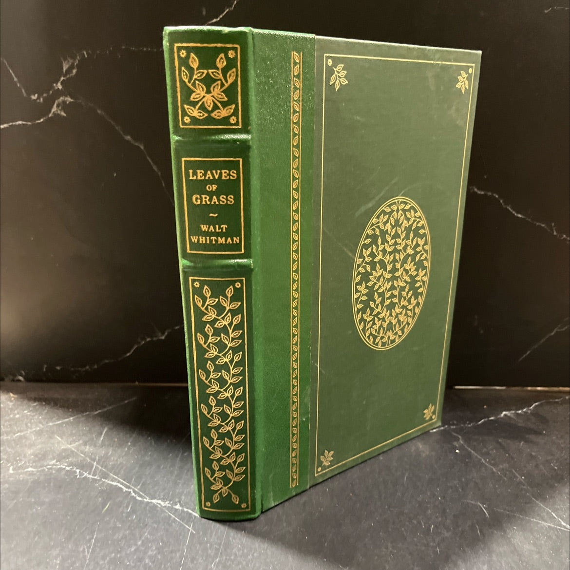 walt whitman leaves of grass illustrated with photographs of whitman's america book, by Walt Whitman, 1979 Leather image 1