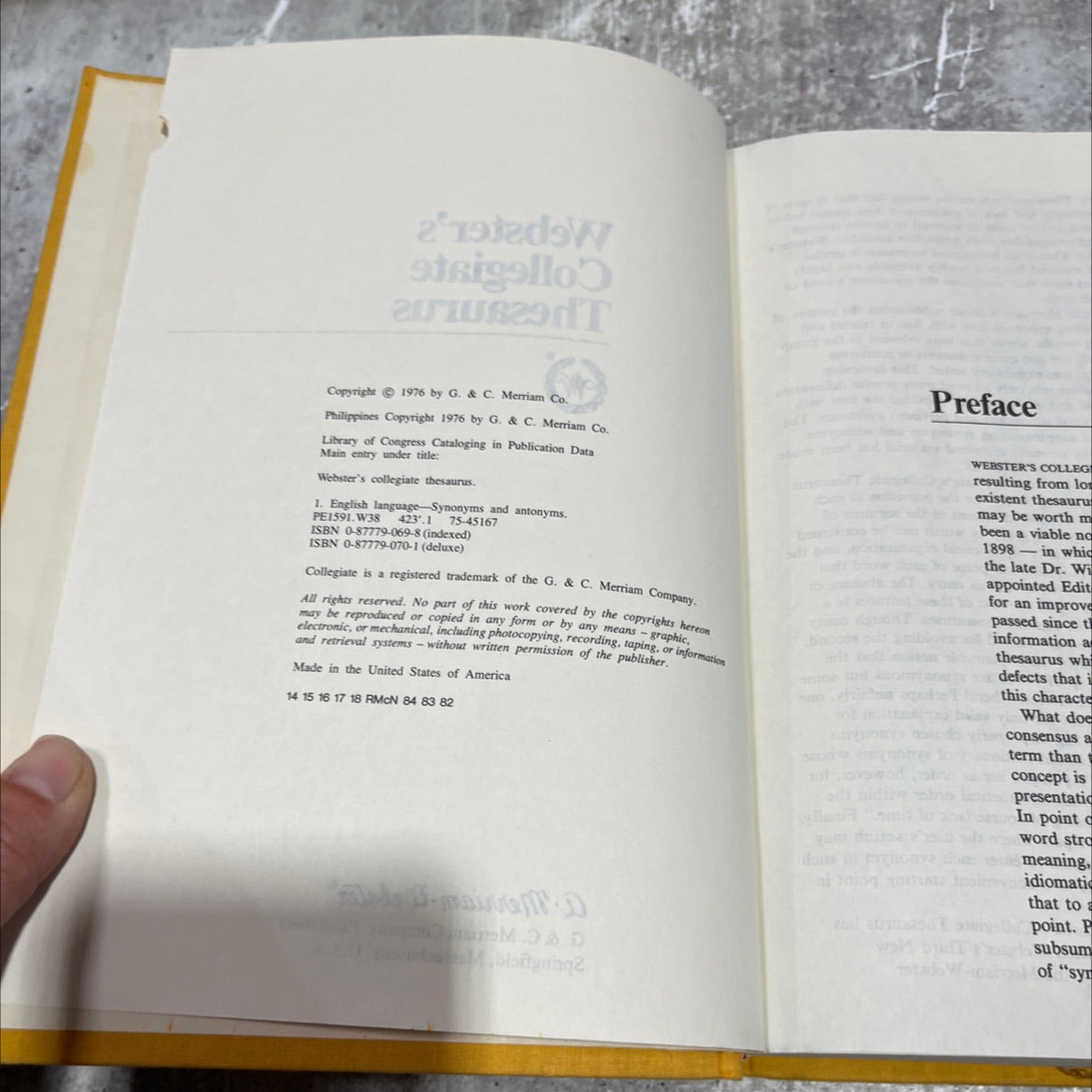 webster's collegiate thesaurus book, by g. & c. merriam company, 1976 Hardcover image 3