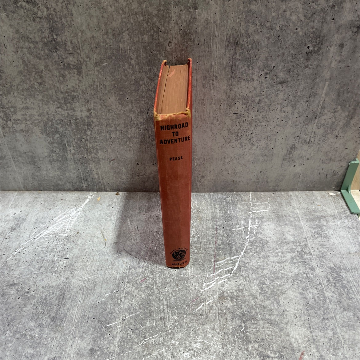 what happened to tod moran when he traveled south into old mexico book, by howard pease, 1950 Hardcover image 4