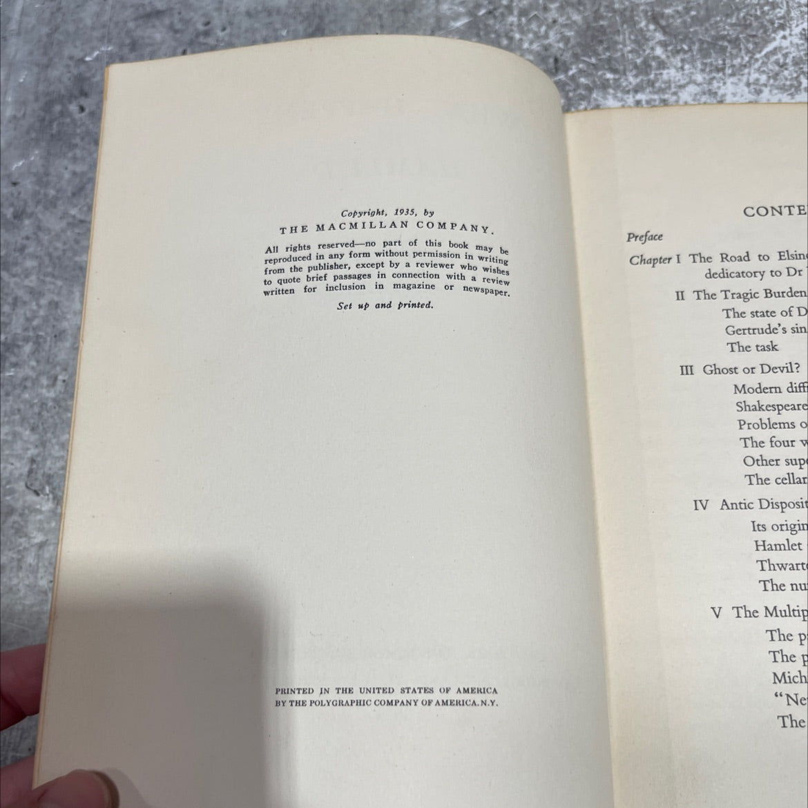 what happens in hamlet book, by j. dover wilson, 1935 Hardcover image 3