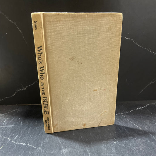 who's who in the bible an a b c cross reference of names of people in the bible book, by Edmae Messer, 1960 Hardcover image 1