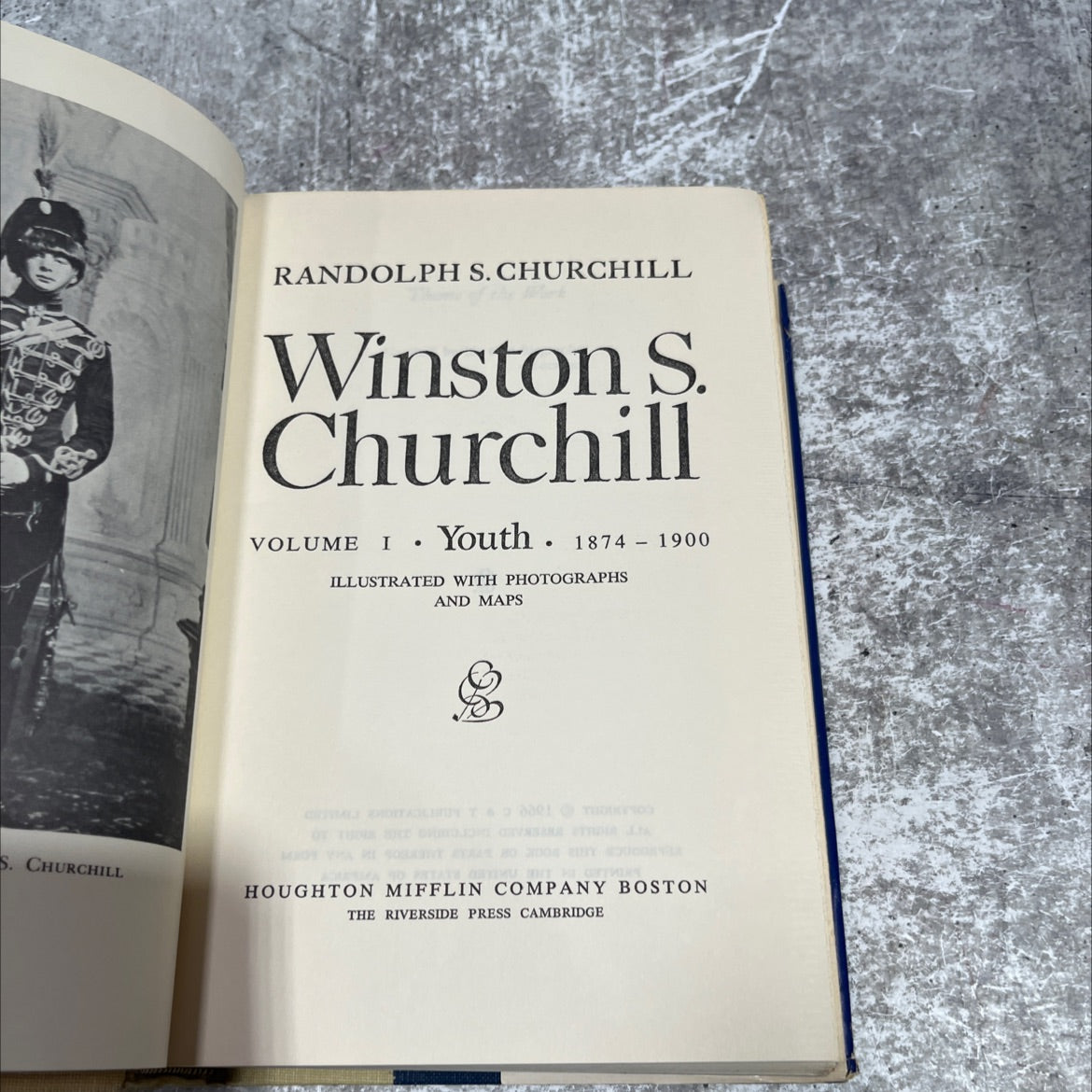 winston s. churchill volume i. youth. 1874-1900 book, by randolph s. churchill, 2004 Hardcover image 2