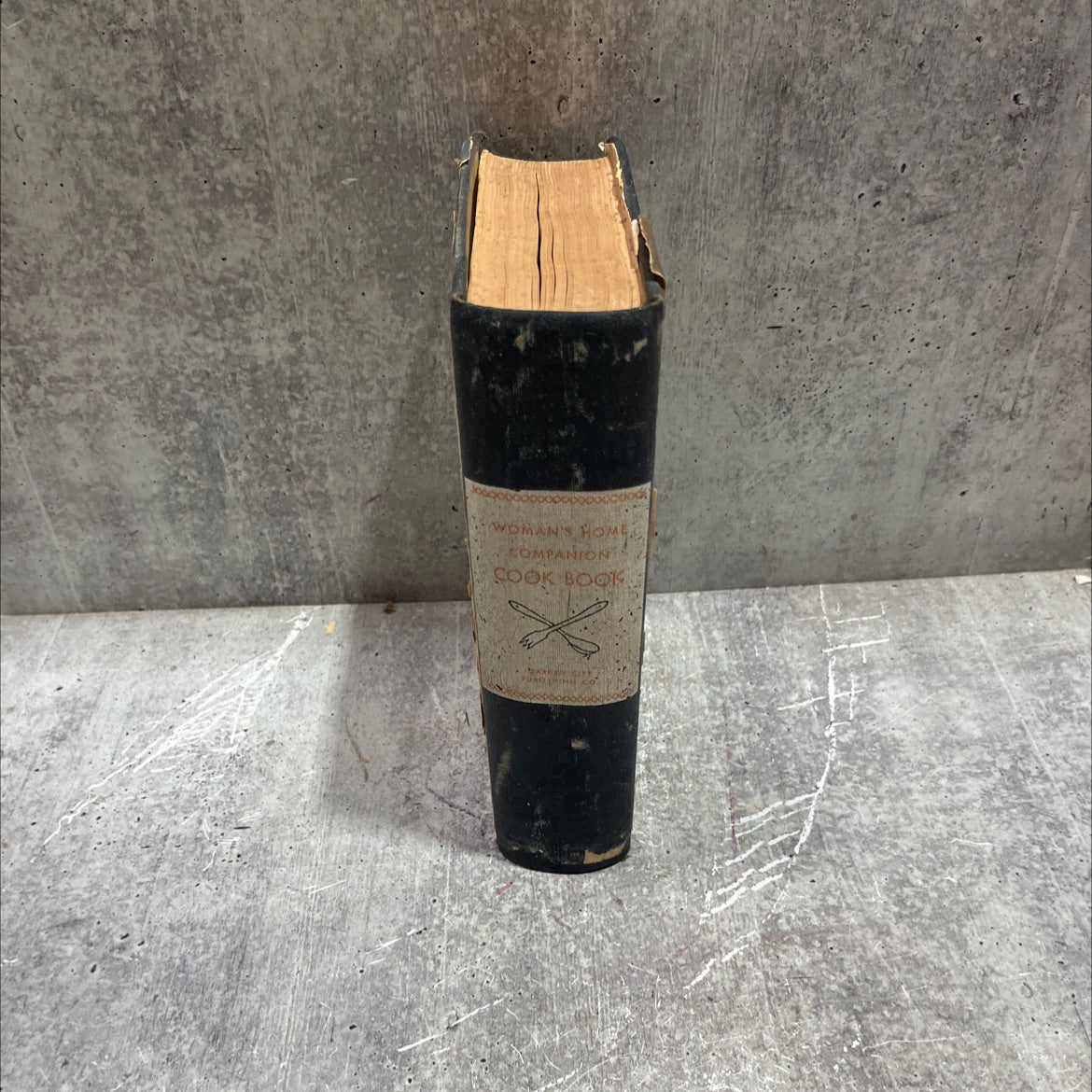woman's home companion cook book book, by dorothy kirk, 1946 Hardcover image 4