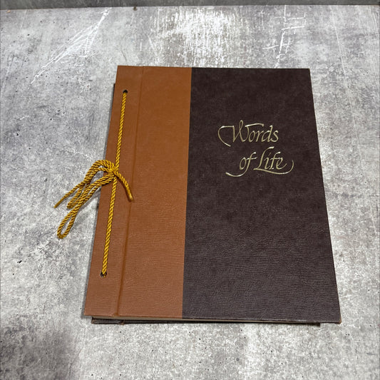 words of life a religious and inspirational album containing 1100 quotations from the minds and hearts of writers of image 1
