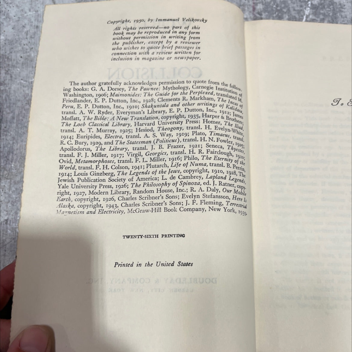 worlds in collision book, by Immanuel Velikovsky, 1977 Hardcover image 3