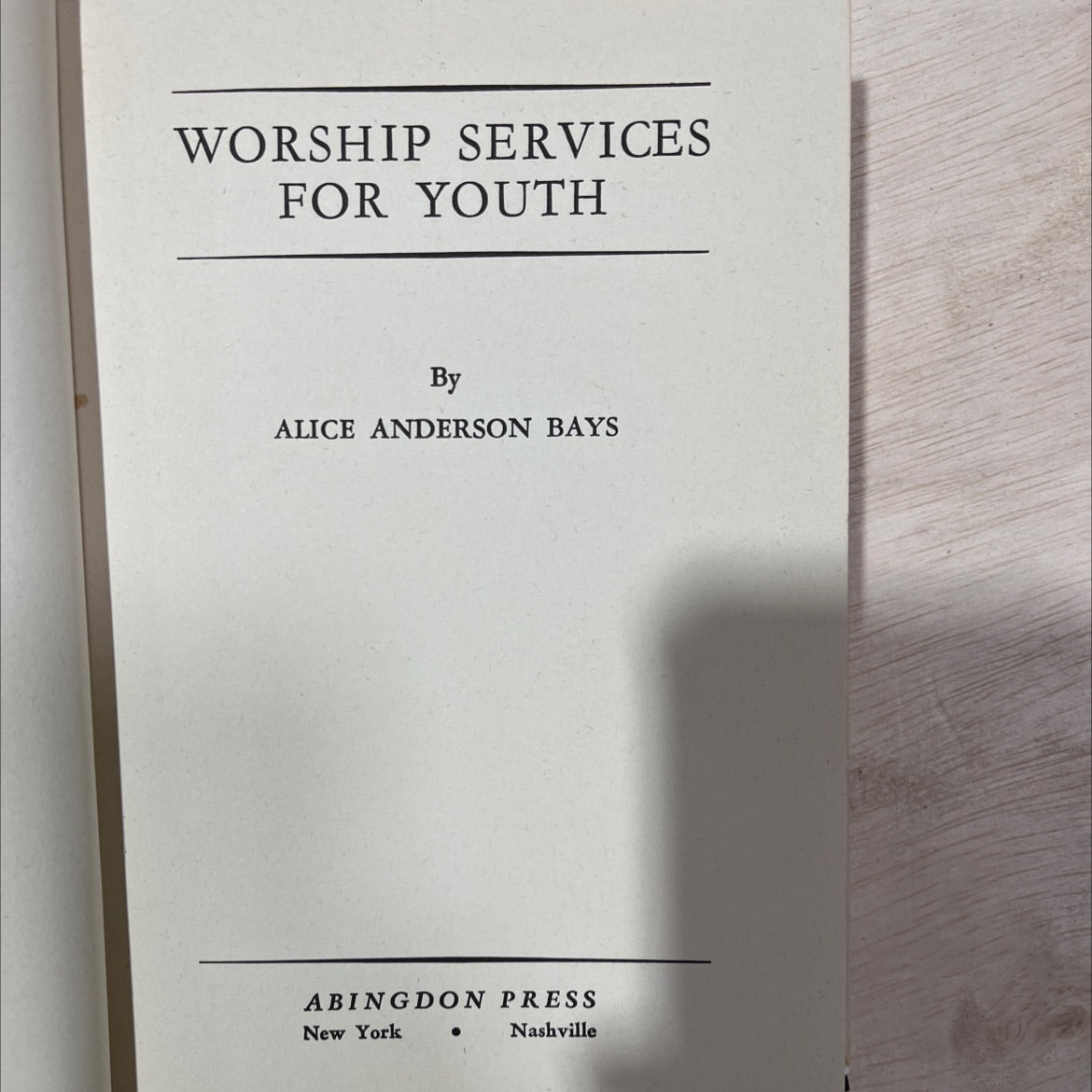 worship services for youth book, by alice anderson bays, 1946 Hardcover, Vintage image 2