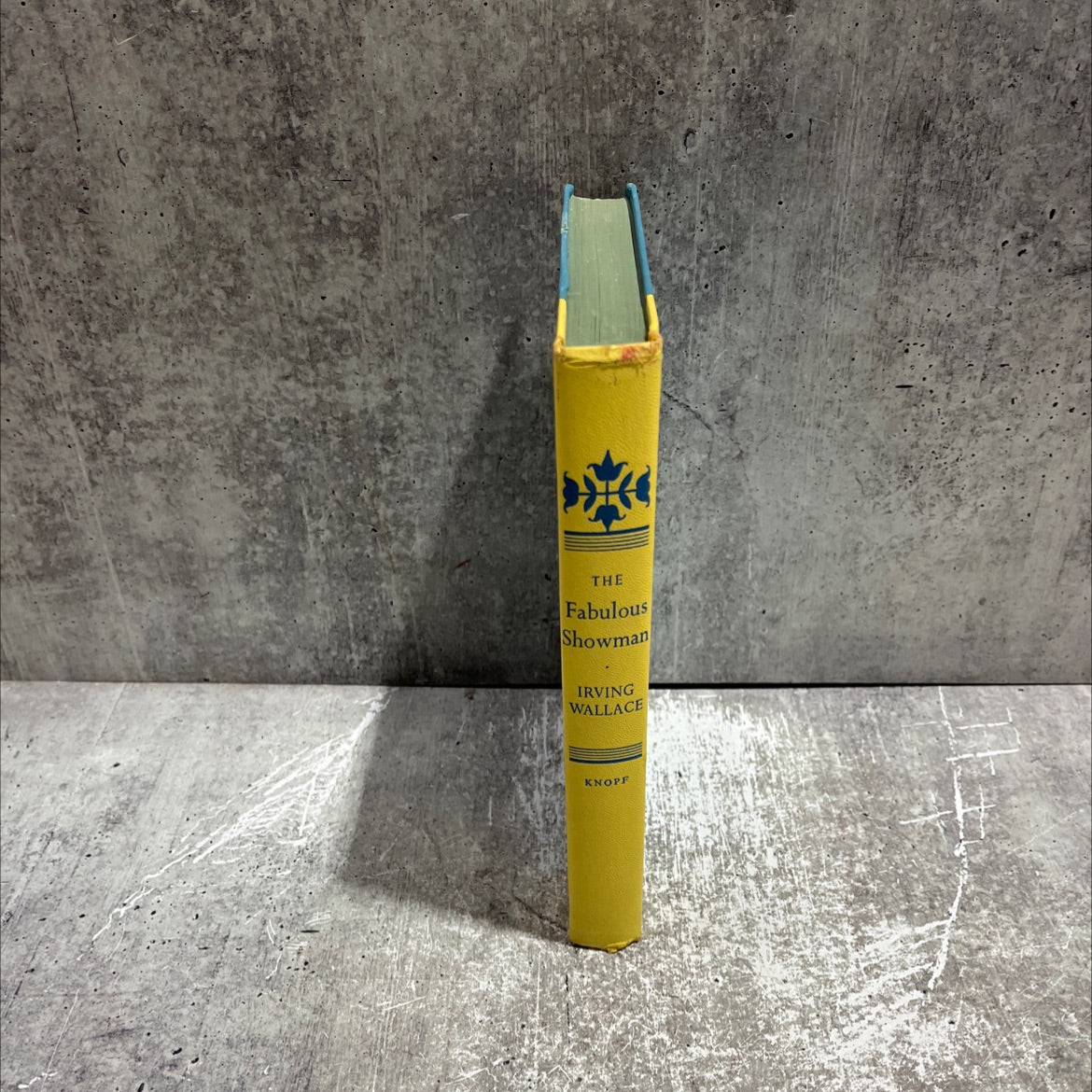 ymathevac fabulous showman the life and times of p. t. barnum book, by irving wallace, 1959 Hardcover image 4